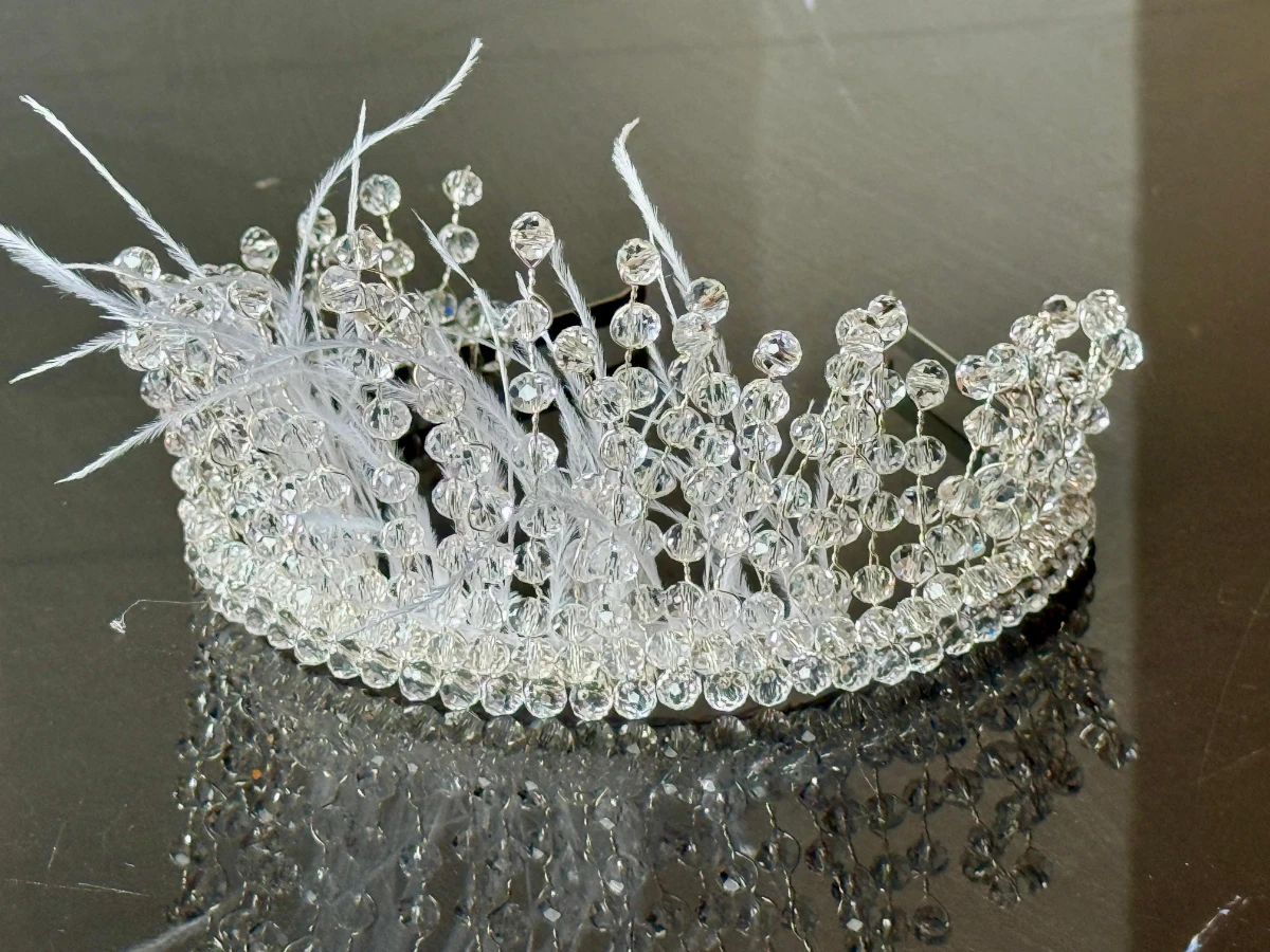 Kristal Taşlı Taç - BEYAZ